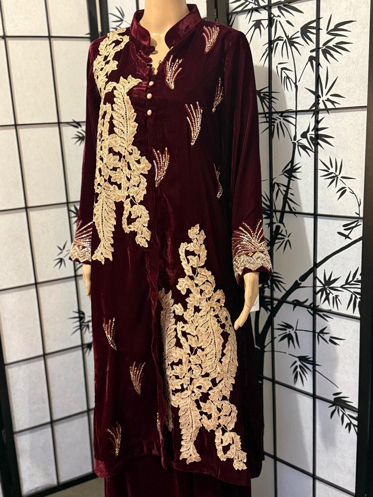 4-Piece Embellished Coat Style Suit (Maroon | Size M – Bust 40”)