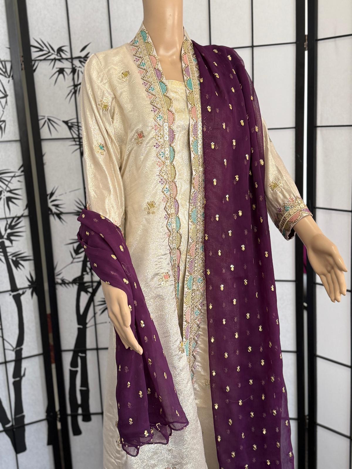 Delicate Embroidered 4-Piece Suit | SOA Collection – Exclusive Design