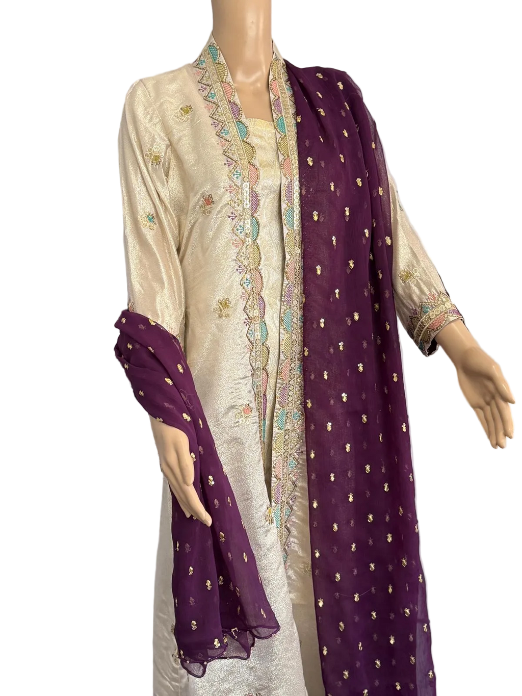 Delicate Embroidered 4-Piece Suit | SOA Collection – Exclusive Design