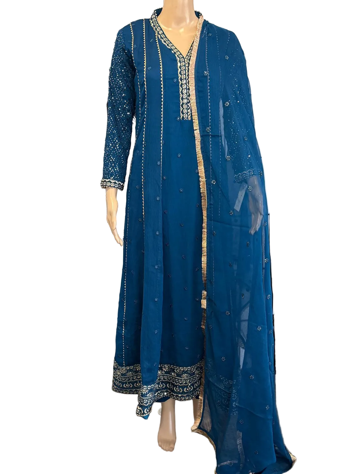 Trendy Yet Stylish – Embellished Chiffon Anarkali