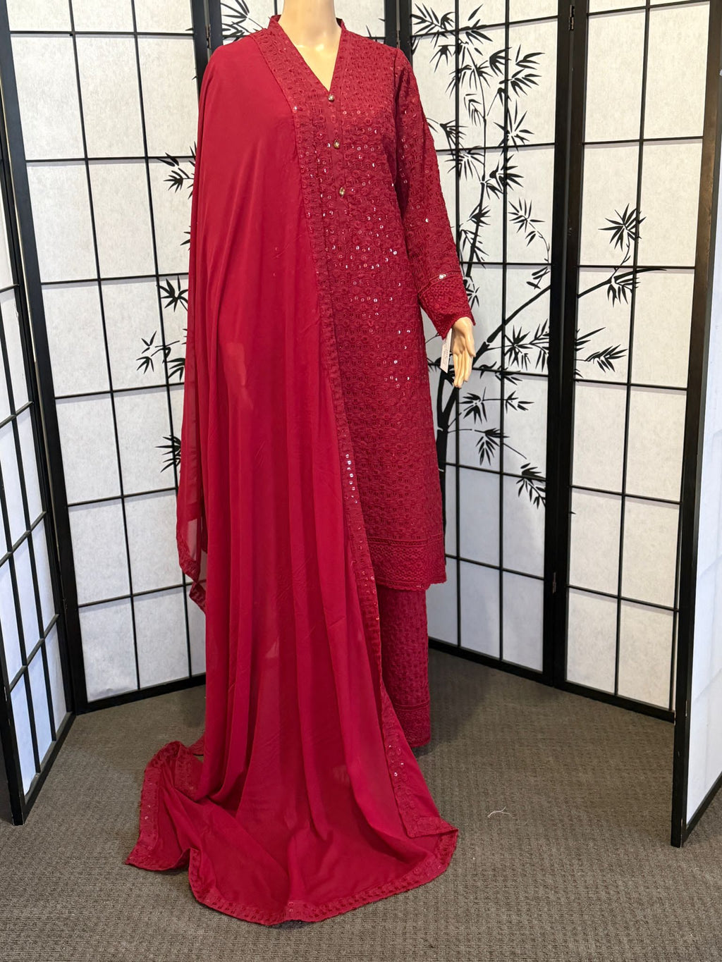 Exclusive Chikankari Festive Ensemble