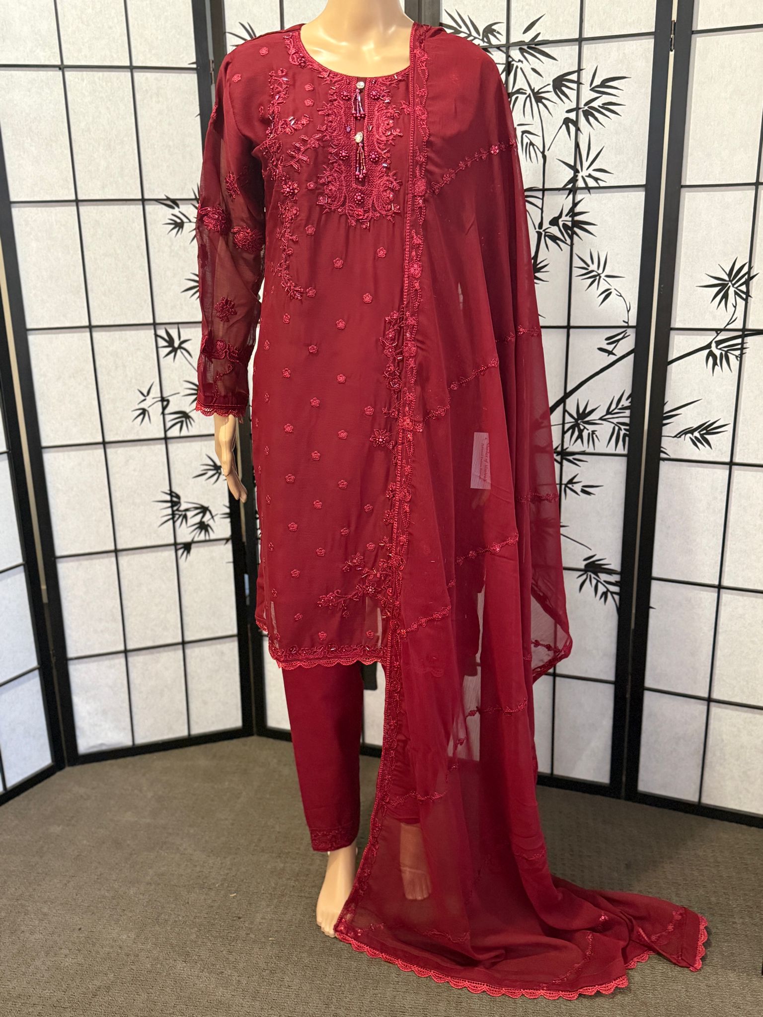 Elegant Embroidered Chiffon 3-Piece Suit with Chiffon Dupatta