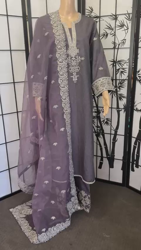 Embroidered Luxury 3-Piece Ensemble