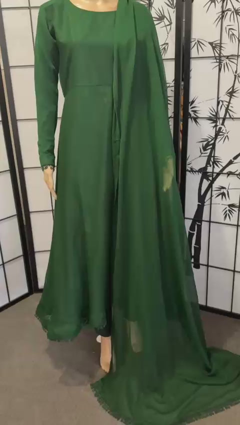 Simple Yet Stylish – 3-Piece Chiffon Dress