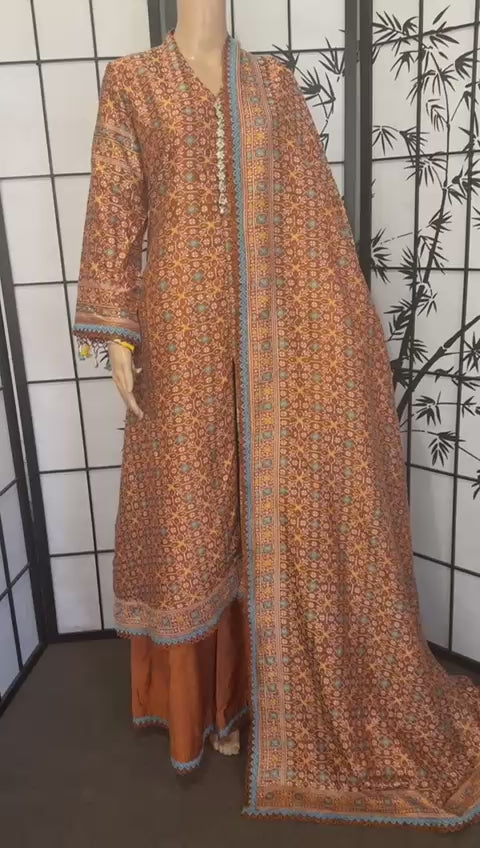 Exclusive Khaadi Silk Luxury Ensemble