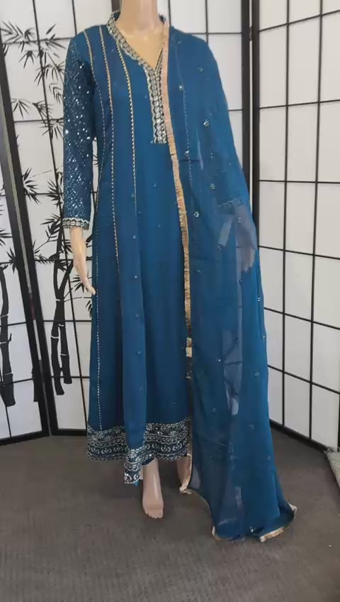 Trendy Yet Stylish – Embellished Chiffon Anarkali